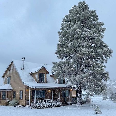 Family Home In Flagstaff With Surrounding Mtn Views! Exterior photo