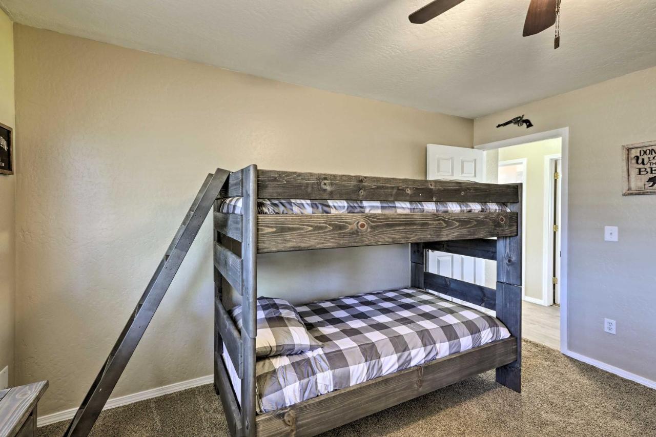 Family Home In Flagstaff With Surrounding Mtn Views! Exterior photo